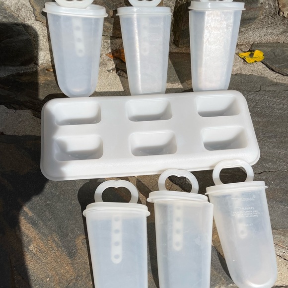 Vintage Tupperware popsicle molds with tray - Picture 2 of 2